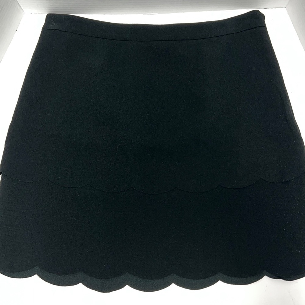 NWT LOFT Scalloped Hem Skirt Size 6